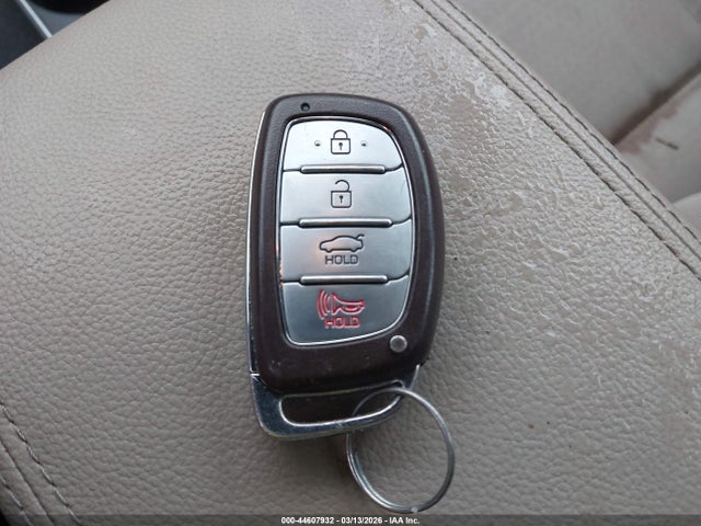 KMHD84LF3HU397026 Hyundai Elantra Value Edition