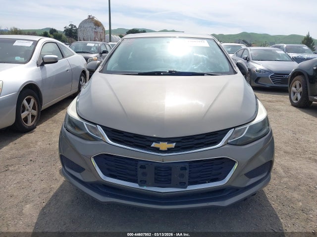 1G1BE5SM1H7121722 Chevrolet Cruze Lt Auto
