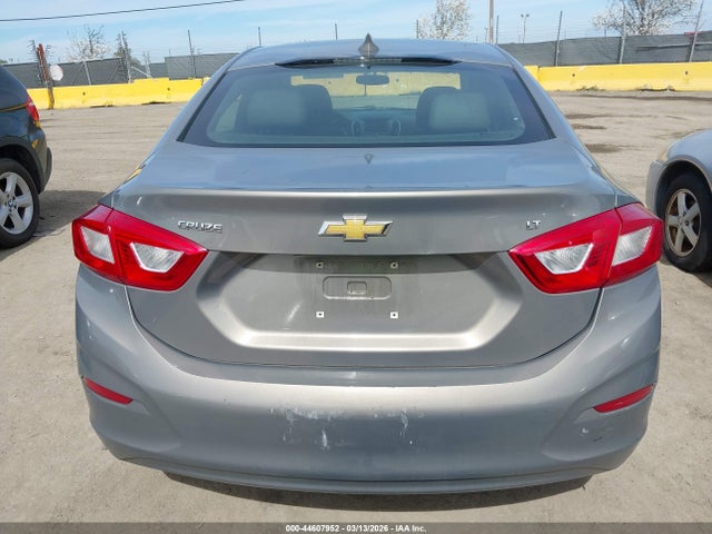 1G1BE5SM1H7121722 Chevrolet Cruze Lt Auto