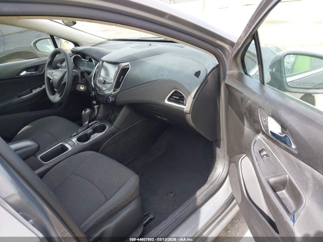 1G1BE5SM1H7121722 Chevrolet Cruze Lt Auto