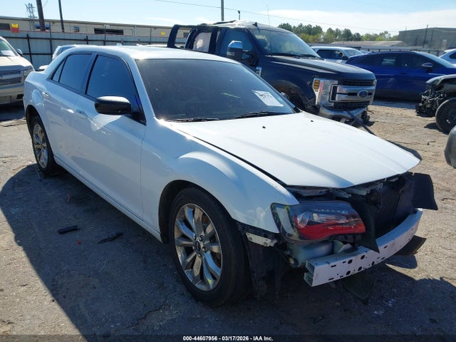 2018 CHRYSLER 300 2C3CCAKG3JH268787