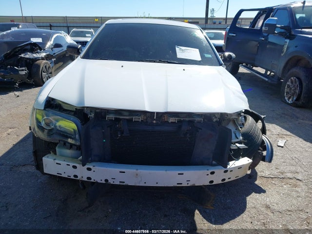 Продажа на аукционе авто 2018 Chrysler 300 Limited Awd, vin: 2C3CCAKG3JH268787, номер лота: 44607956