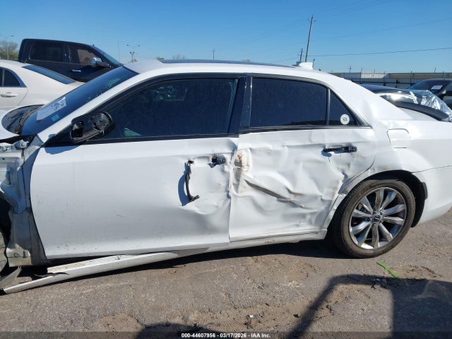 2018 CHRYSLER 300 2C3CCAKG3JH268787 Photo 5