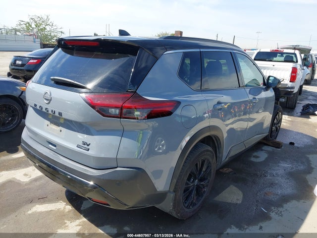 JN8BT3BA1PW014590 Nissan Rogue Sv Fwd
