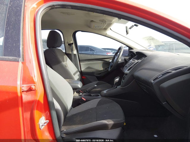 2014 FORD FOCUS 1FADP3F2XEL208339 Photo 4