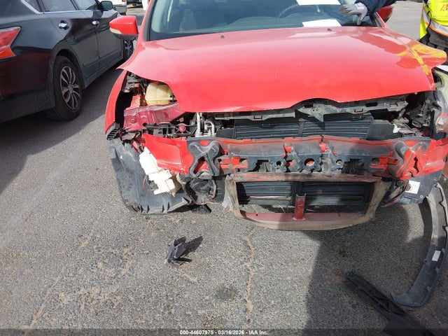 2014 FORD FOCUS 1FADP3F2XEL208339 Photo 5