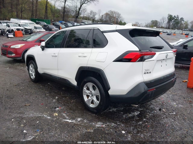 2021 TOYOTA RAV4 2T3W1RFV9MC087639 Photo 2