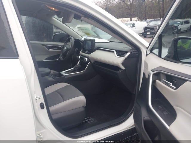 2021 TOYOTA RAV4 2T3W1RFV9MC087639 Photo 4