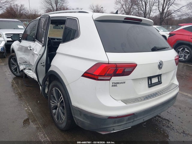 Aukcja sprzedaży 2019 Volkswagen Tiguan 2.0t Se/2.0t Sel/2.0t Sel R-line/2.0t Sel R-line Black, vin: 3VV3B7AX4KM033743, numer aukcji: 44607981