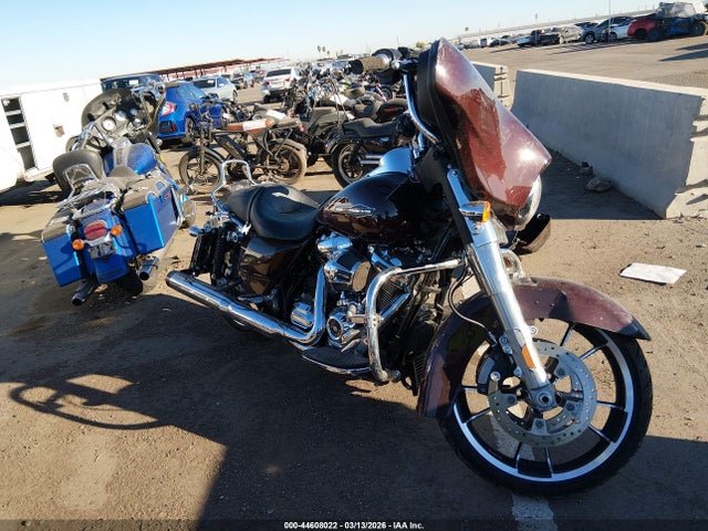 2022 HARLEY-DAVIDSON FLHX 1HD1KBC16NB620988