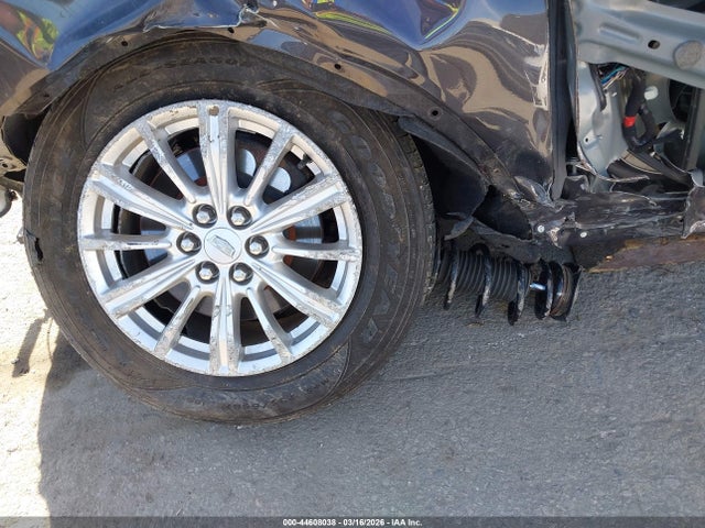 1GYKNARS2JZ133760 Cadillac Xt5 Standard