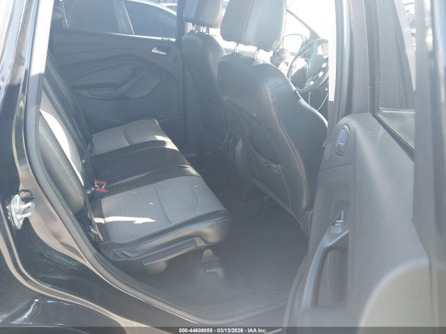 1FMCU0J97HUF11056 Ford Escape Titanium