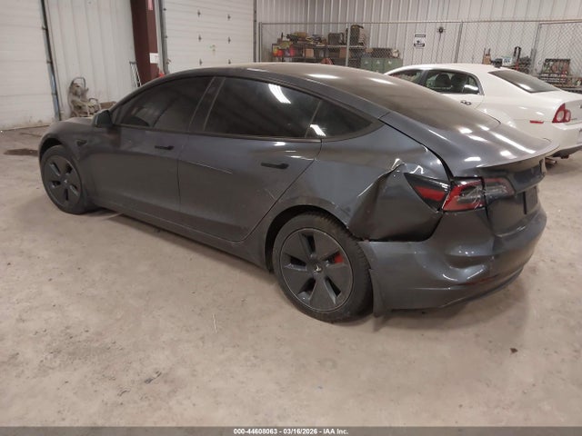 2021 Tesla Model 3 Long Range Dual Motor All-wheel Drive მანქანა იყიდება აუქციონზე, vin: 5YJ3E1EB8MF973973, აუქციონის ნომერი: 44608063
