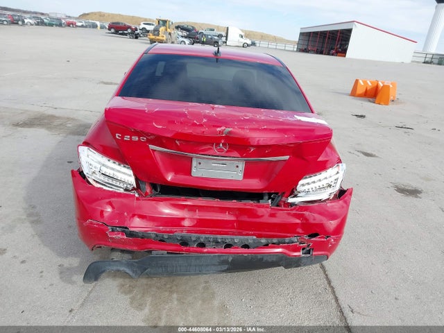 44608064 :رقم المزاد ، WDDGF4HB6CA611231 vin ، 2012 Mercedes-benz C 250 Sport مزاد بيع