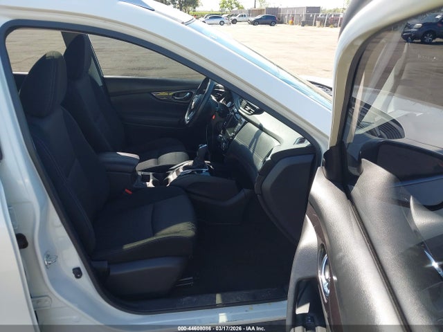 JN8AT2MV5JW343063 Nissan ROGUE SV