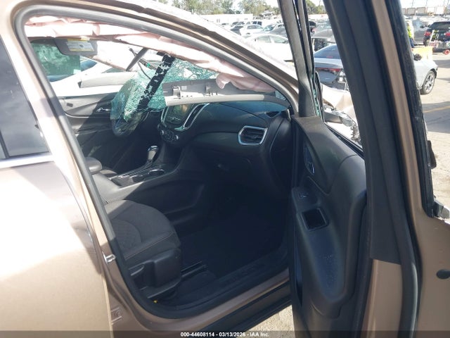 Chevrolet EQUINOX LT 2019 2GNAXKEV1K6188352 Image 5
