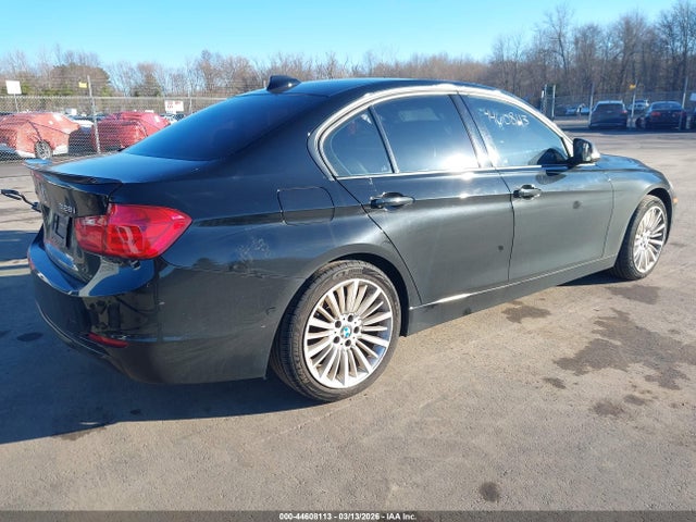 44608113 :رقم المزاد ، WBA3B3G54ENR82665 vin ، 2014 Bmw 328i Xdrive مزاد بيع