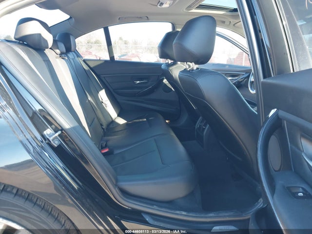 44608113 :رقم المزاد ، WBA3B3G54ENR82665 vin ، 2014 Bmw 328i Xdrive مزاد بيع