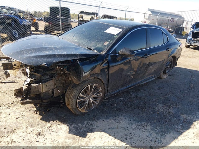 2018 TOYOTA CAMRY 4T1B11HK6JU083862 Photo 1