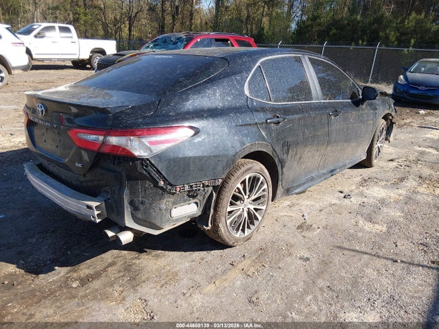 2018 TOYOTA CAMRY 4T1B11HK6JU083862 Photo 3