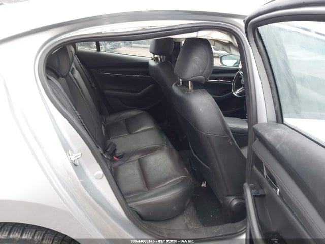 Продаж на аукціоні авто 2019 Mazda Mazda3 Preferred Package/select Package, vin: JM1BPACM2K1101692, номер лоту: 44608145