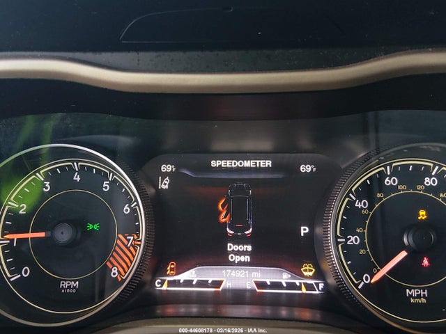 44608178 :رقم المزاد ، 1C4PJLDS0EW217710 vin ، 2014 Jeep Cherokee Limited مزاد بيع