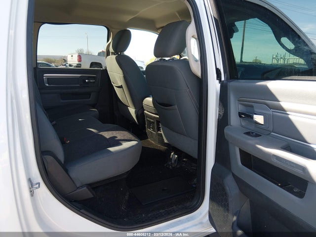 3C6RR7LT3GG175089 RAM 1500 Big Horn