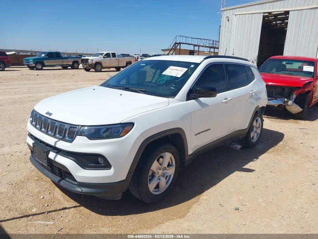 3C4NJCBB2NT202268 Jeep Compass Latitude Fwd