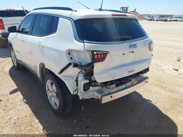 3C4NJCBB2NT202268 Jeep Compass Latitude Fwd