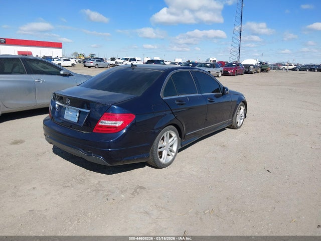 Продаж на аукціоні авто 2012 Mercedes-benz C 250 Sport, vin: WDDGF4HB0CA609393, номер лоту: 44608236