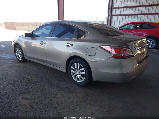 Nissan Altima 2.5 S 2015 1N4AL3AP8FC169074 Image 3