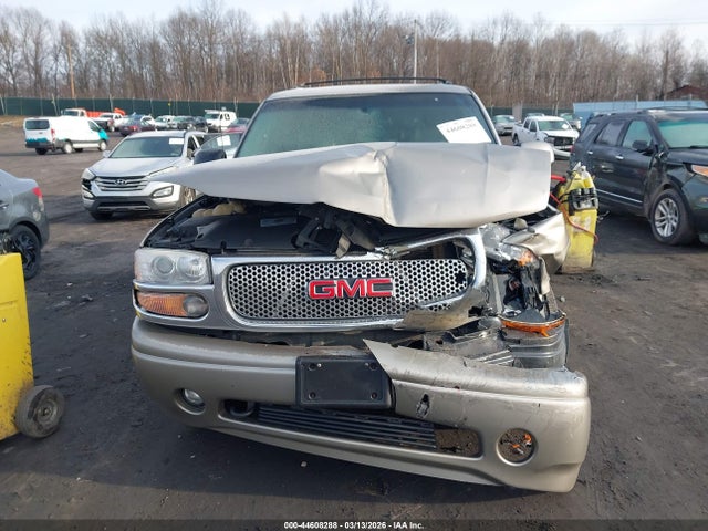 2001 Gmc Yukon Xl 1500 Denali მანქანა იყიდება აუქციონზე, vin: 1GKFK66U11J307260, აუქციონის ნომერი: 44608288