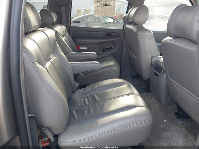 2001 Gmc Yukon Xl 1500 Denali მანქანა იყიდება აუქციონზე, vin: 1GKFK66U11J307260, აუქციონის ნომერი: 44608288