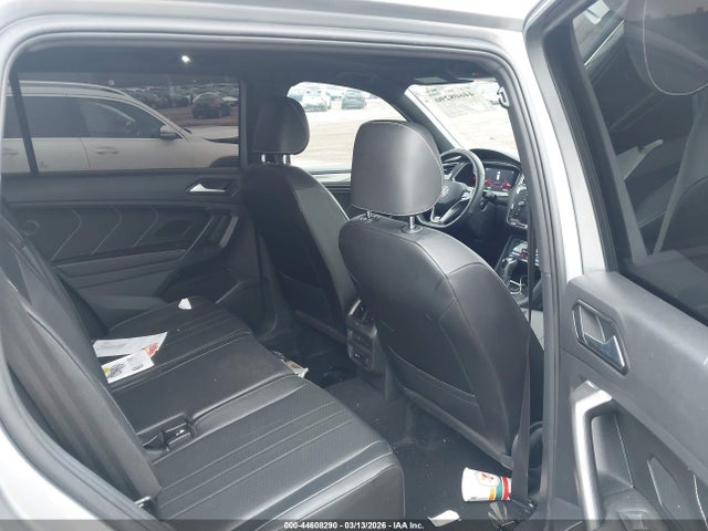Aukcja sprzedaży 2022 Volkswagen Tiguan 2.0t Se R-line Black, vin: 3VV8B7AX0NM003584, numer aukcji: 44608290