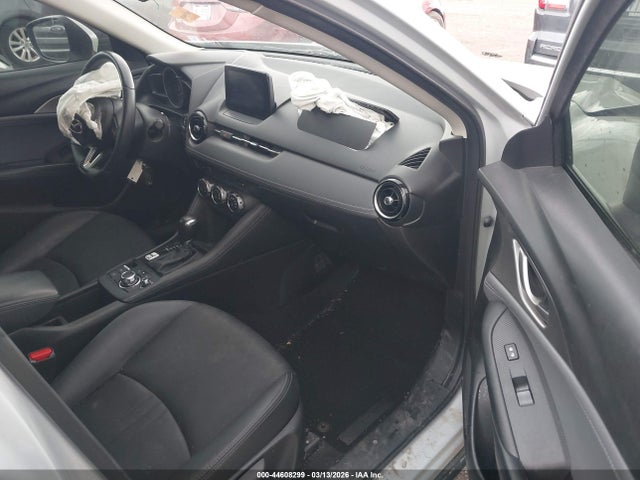2019 MAZDA CX-3 JM1DKFC76K1401430 Photo 4