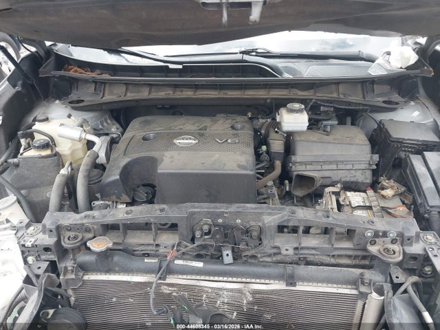 5N1AZ2MGXJN138691 Nissan MURANO SV