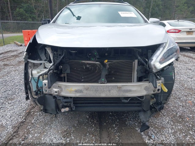 5N1AZ2MGXJN138691 Nissan MURANO SV