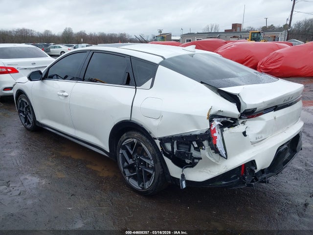 2025 Kia K4 Gt-line მანქანა იყიდება აუქციონზე, vin: 3KPFW4DE5SE046679, აუქციონის ნომერი: 44608357