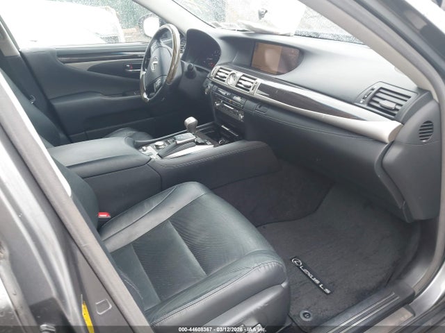 2013 LEXUS LS 460 JTHCL5EF4D5019477 Photo 4