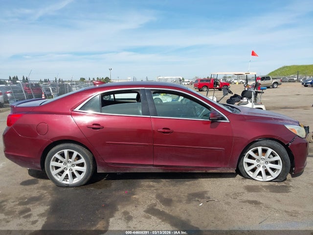1G11D5SL1FF131353 Chevrolet MALIBU 2LT