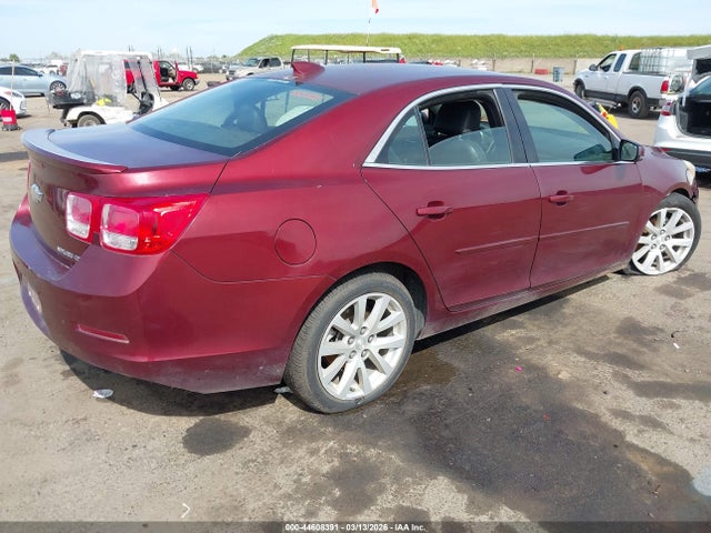 1G11D5SL1FF131353 Chevrolet MALIBU 2LT