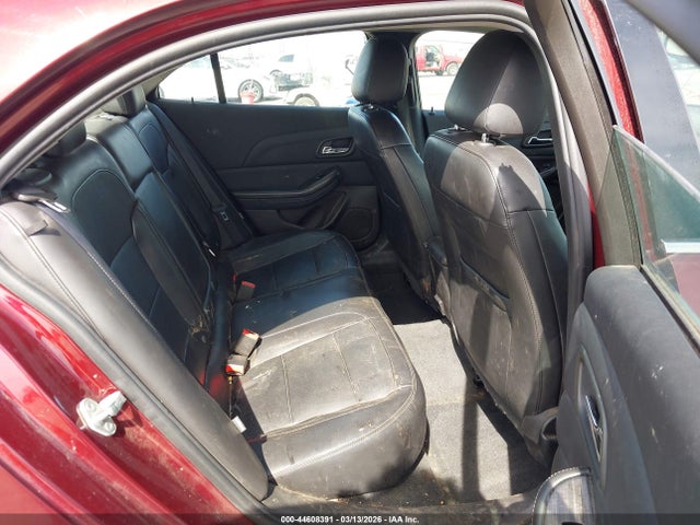 1G11D5SL1FF131353 Chevrolet MALIBU 2LT