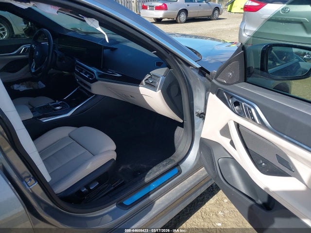 2023 Bmw I4 Edrive40 მანქანა იყიდება აუქციონზე, vin: WBY73AW01PFP73908, აუქციონის ნომერი: 44608423