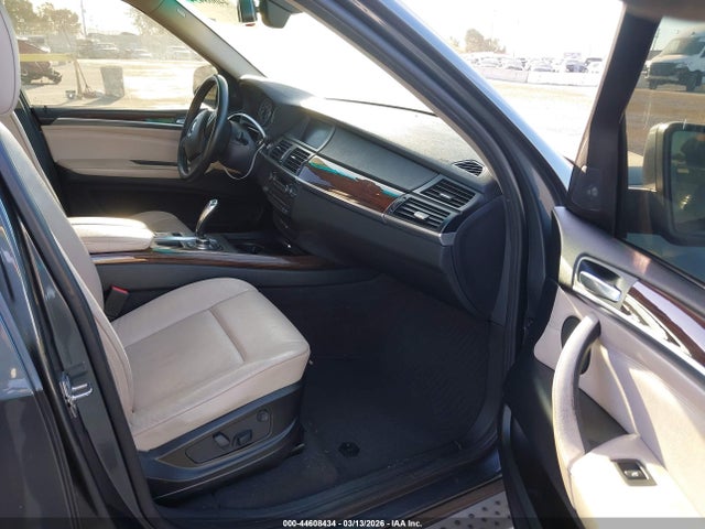 2011 BMW X5 5UXZV4C51BL406165 Photo 4