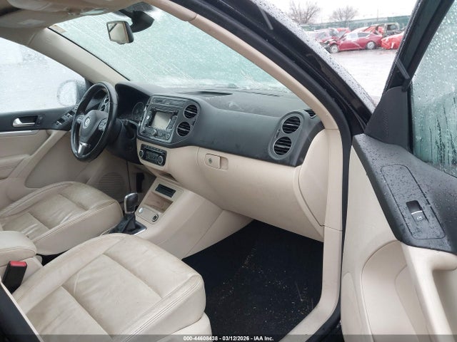 2012 VOLKSWAGEN TIGUAN WVGAV7AX7CW583304 Photo 4