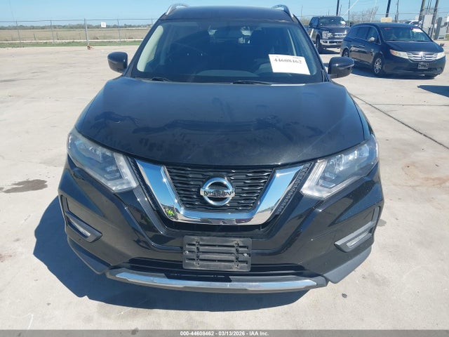JN8AT2MV2HW252911 Nissan ROGUE SV