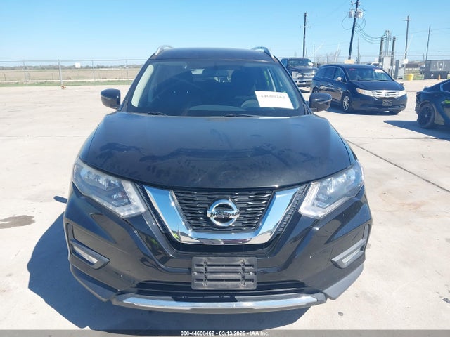 JN8AT2MV2HW252911 Nissan ROGUE SV