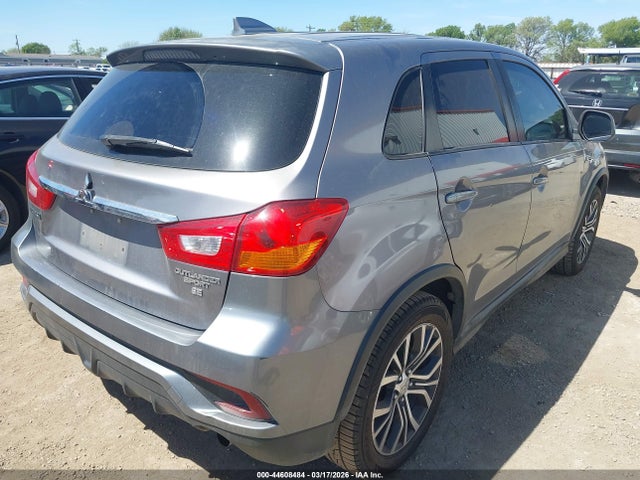44608484 :رقم المزاد ، JA4AP3AW3JU002141 vin ، 2018 Mitsubishi Outlander Sport 2.4 Se مزاد بيع