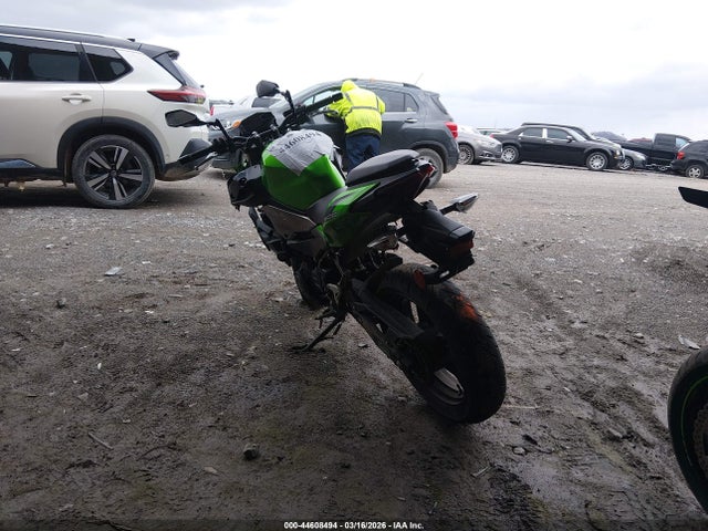 ML5ERGE18RDA25706 Kawasaki Er500