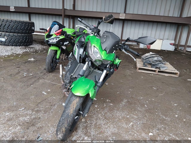 ML5ERGE18RDA25706 Kawasaki Er500